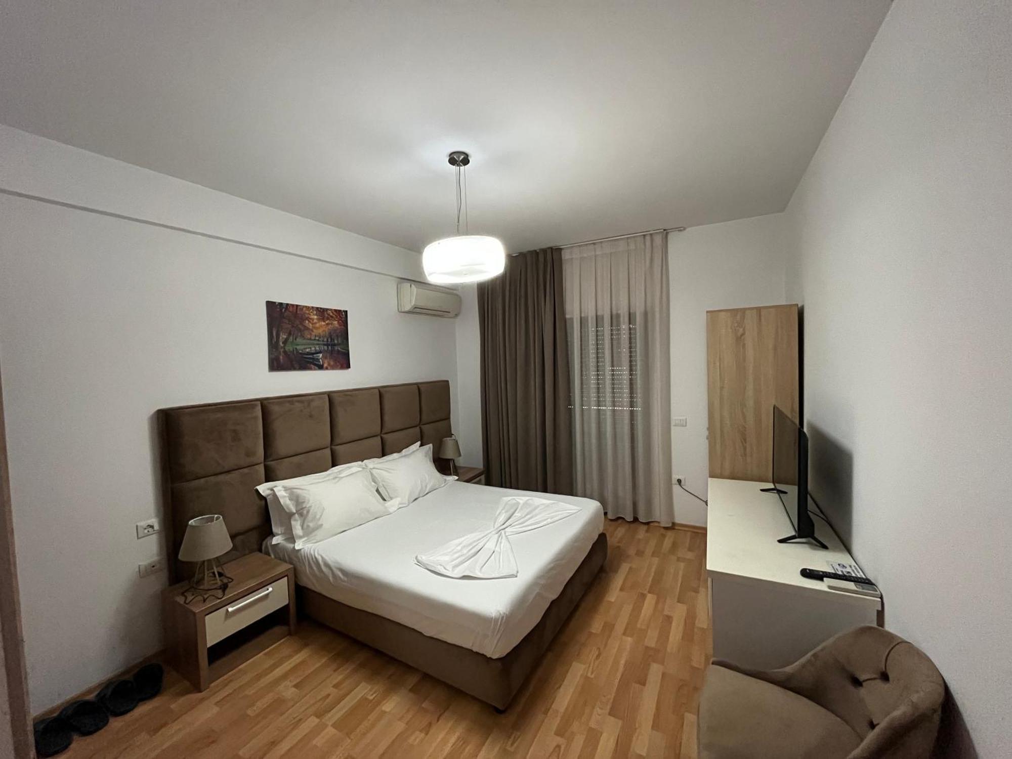 Rooms Dionis Tirana Extérieur photo